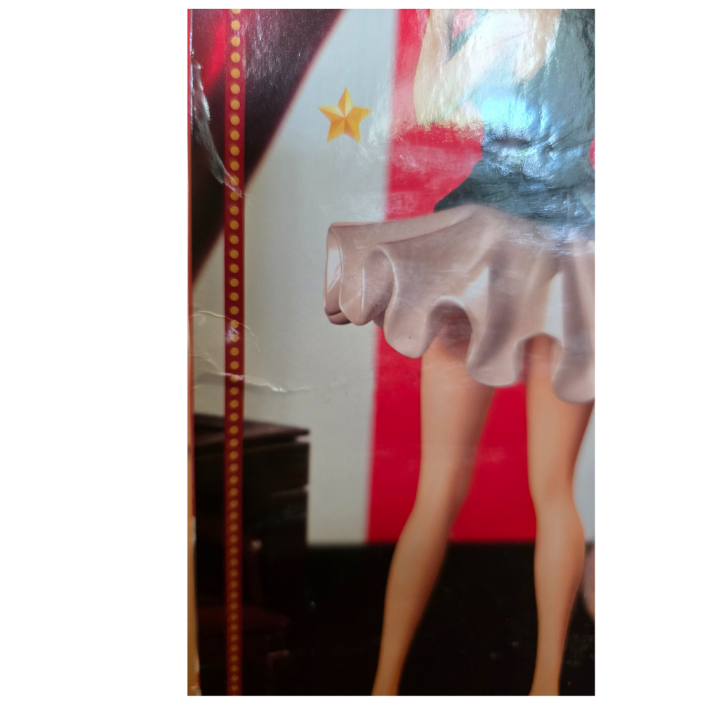 🎪 Ram in Circus Pearl Ver. – Re:Zero Figurine (New, Box with Wear)